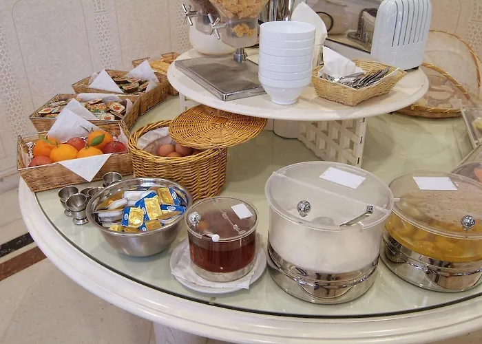 卡拉法提酒店 3*